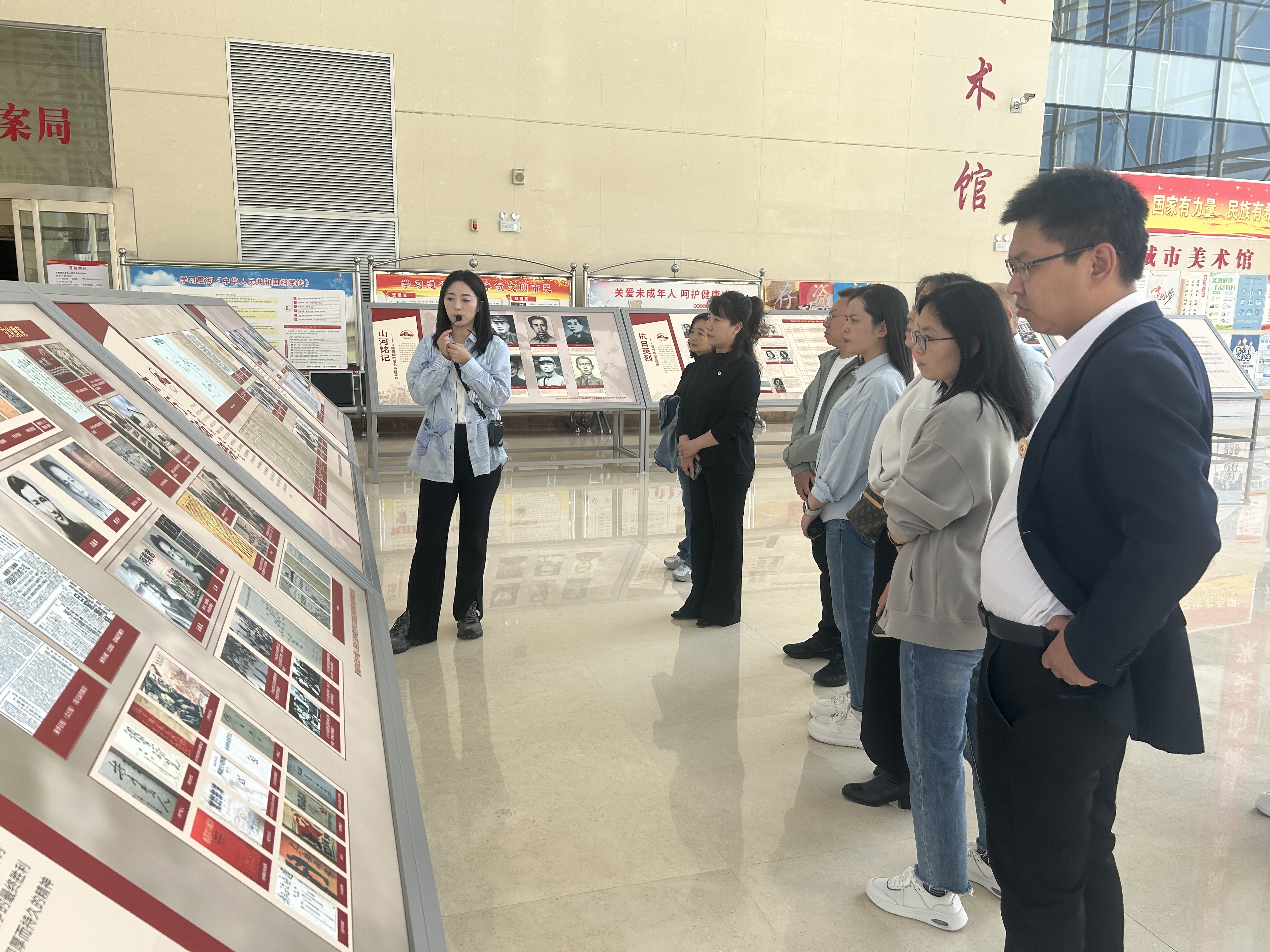 晋城市不动产登记交易中心党支部开展“追忆红色历史、厚植爱国情怀”主题党日活动(图2)